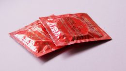 Justin Trudeau souhaiterait recycler les condoms des canadiens